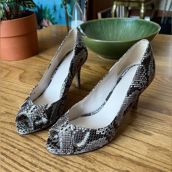 Cole Haan Shoes Women's 5 Roccia Skin  Faux Jacinda Toe Heels - Picture 1 of 8